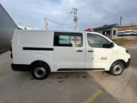 Ambulância sobre Peugeot Expert, foto 3, transformado pela R&R Veículos Especiais
