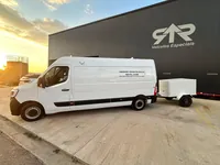 Consultório odontológico móvel sobre Renault Master, foto 2, transformado pela R&R Veículos Especiais